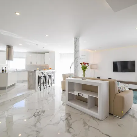 The Penthouse In Da Rocha 포티마오