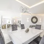 The Penthouse In Da Rocha * Portimao