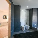 The Penthouse In Da Rocha Apartament