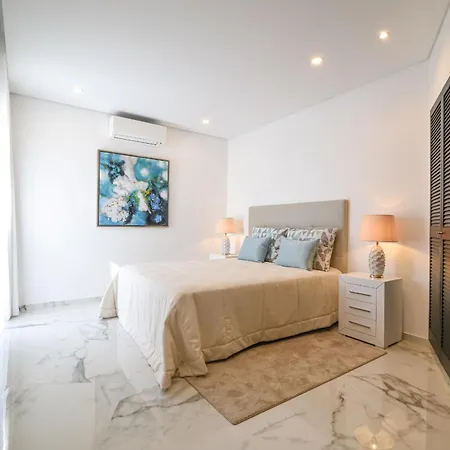 The Penthouse In Da Rocha Apartament *