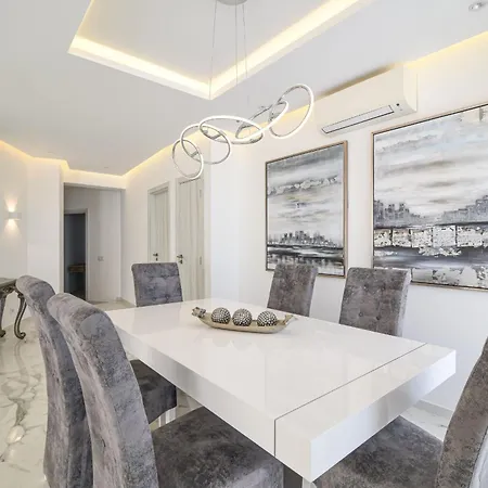 The Penthouse In Da Rocha Apartment *